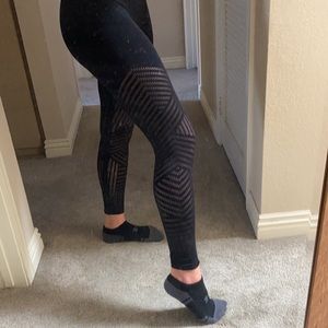 Black lulu reveal tights. Discontinued style